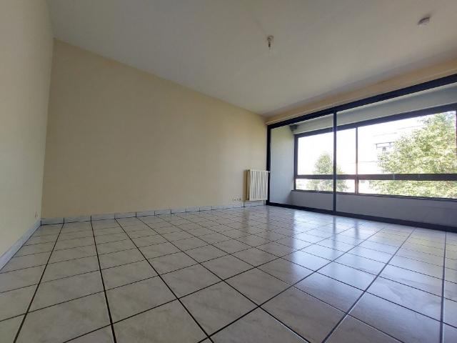 Location Appartement 2 pièces 32m² RODEZ 12000
