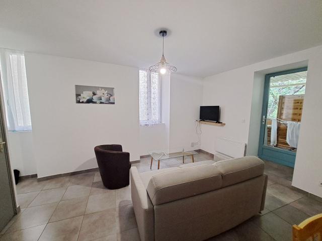 Appartement 2 pièces Rennes les Bains 37.87m² 440€ à louer l'Adresse