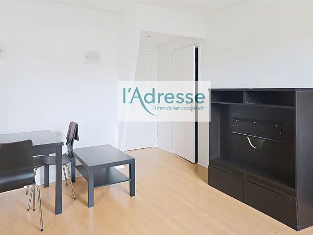 Location appartement 2 pièces, 37.90m², Paris 19