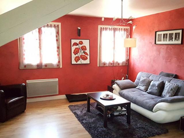Location appartement 2 pièces, 37.00m², Sainte Geneviève des Bois