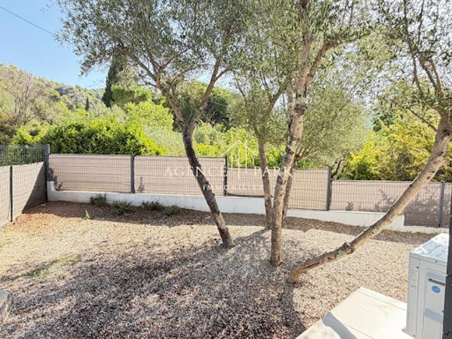 Location Appartement 2 pièces 37 m2 Villecroze