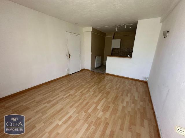 Location Appartement 2 pièces 37m² CHATEAUROUX 36000