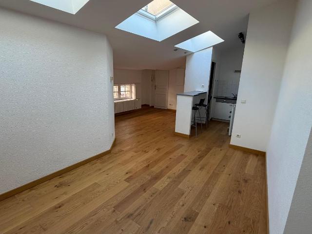 Location Appartement 2 pièces 37m² CLERMONT FERRAND 63000