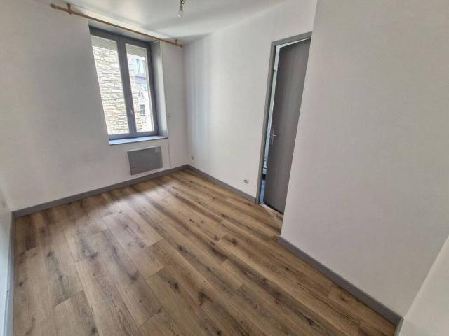 Location Appartement 2 pièces 37m² BOURGOIN JALLIEU 38300