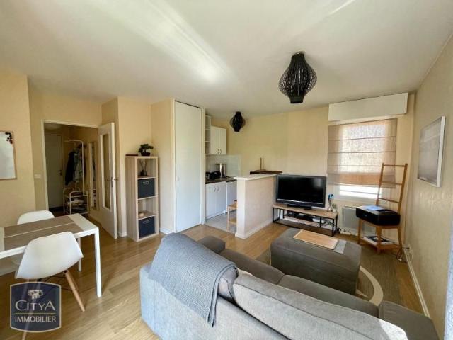 Location Appartement 2 pièces 37m² LAVAL 53000
