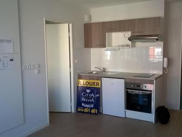 Location Appartement 2 pièces 37m² LE MEE SUR SEINE 77350