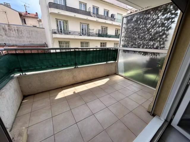 Location Appartement 2 pièces 37m² NICE 06000