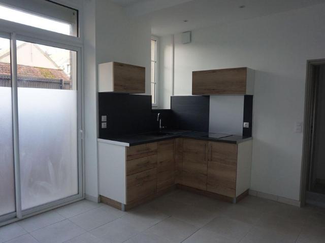 Location Appartement 2 pièces 37m² SENS 89100