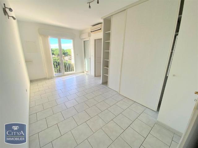 Location Appartement 2 pièces 37m² PORT ST LOUIS DU RHONE 13230