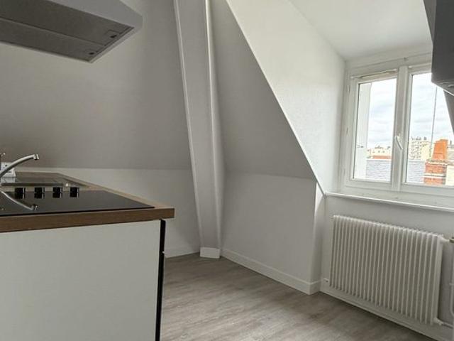 Location Appartement 2 pièces 37m² TOURS 37000