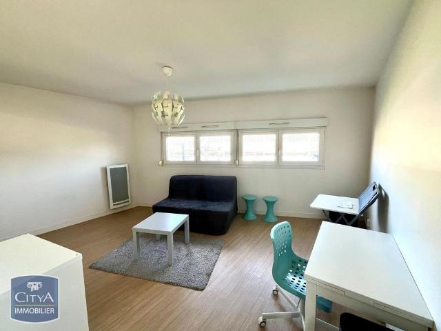 Location Appartement 2 pièces 37m² TOURS 37000