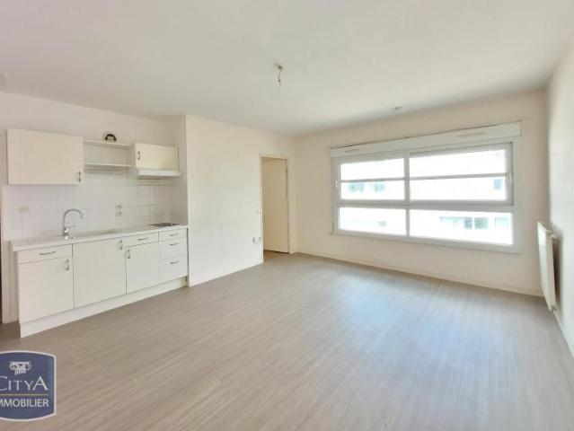Location Appartement 2 pièces 37m² TOURS 37000