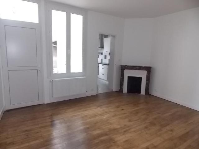 Location Appartement 2 pièces 37m² TOURS 37000