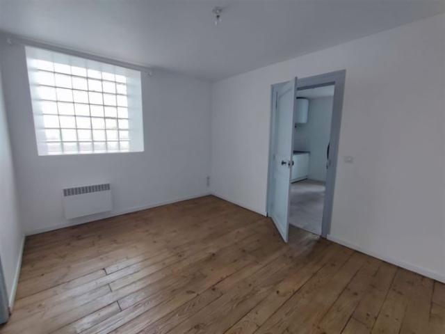 Location Appartement 2 pièces 37m² USSEL 19200