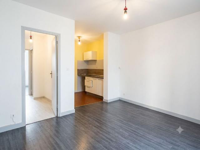 Location appartement 2 pièces, 34.54m², Narbonne