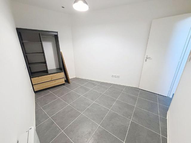 Location appartement 2 pièces, 34.00m², Prayssac