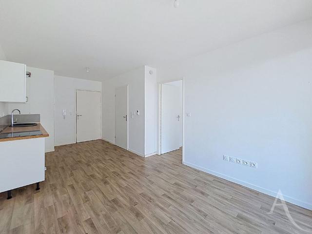 Location appartement 2 pièces, 34.08m², Mantes la Ville