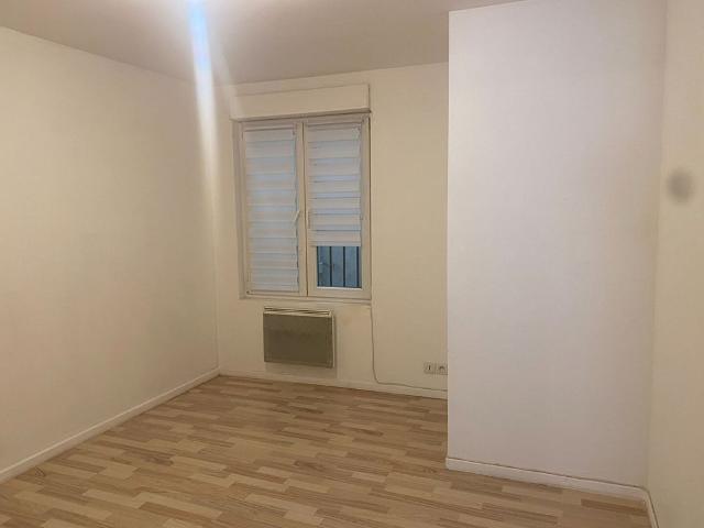 Location appartement 2 pièces, 34.10m², Bédarieux