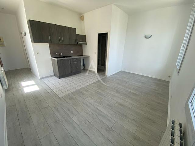 Location Appartement 2 pièces 34.31 m2 Sainte genevieve des bois