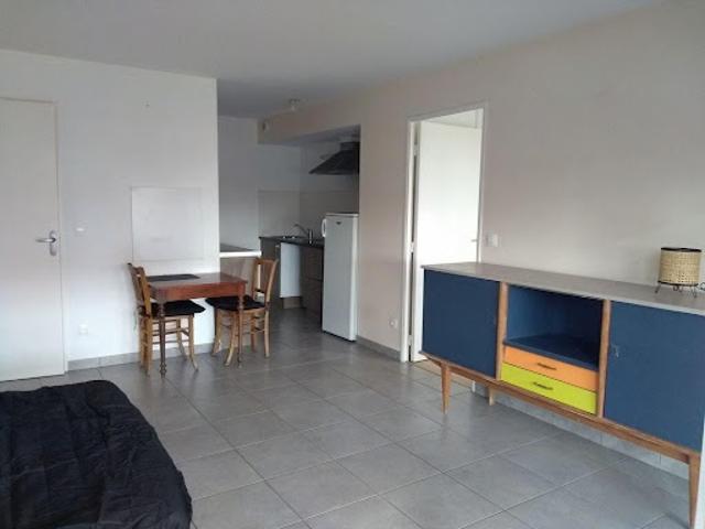 Location Appartement 2 pièces 34 m2 Begles