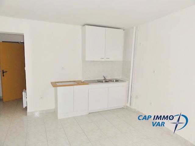 Location Appartement 2 pièces 34 m2 Signes