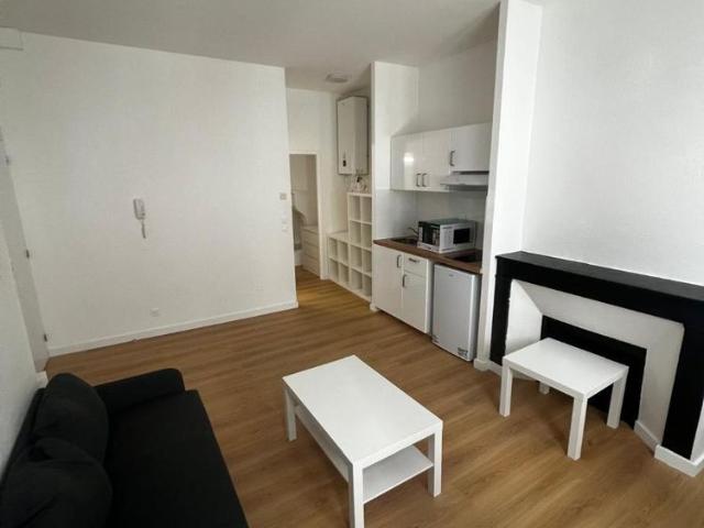 Location Appartement 2 pièces 34m² BORDEAUX 33000