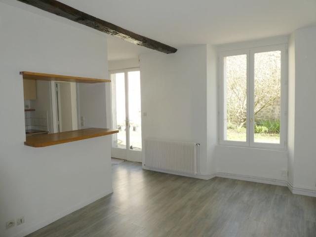 Location Appartement 2 pièces 34m² FONTAINEBLEAU 77300