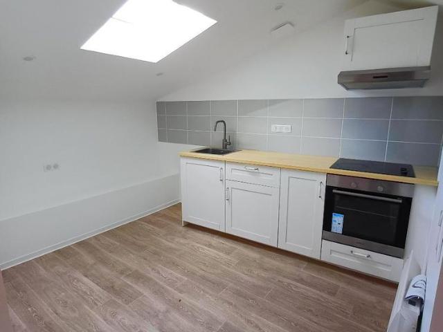 Location Appartement 2 pièces 34m² MILLAU 12100
