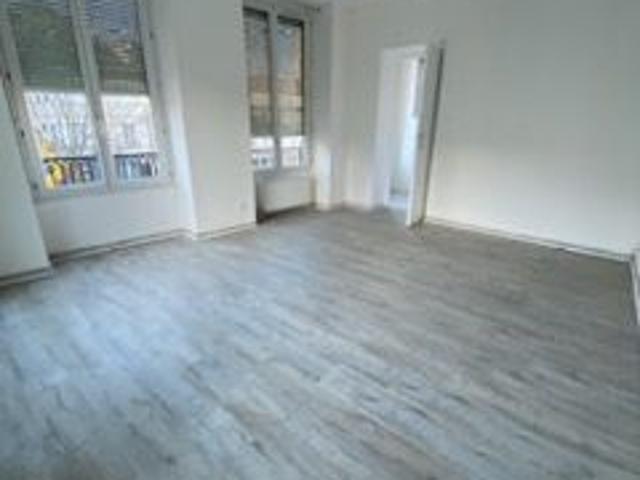 Location Appartement 2 pièces 34m² ST CHAMOND 42400