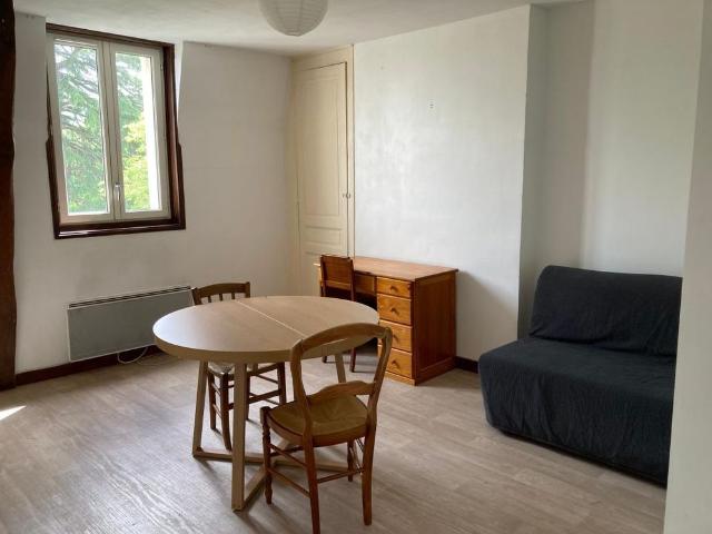 Location Appartement 2 pièces 34m² TOURS 37000