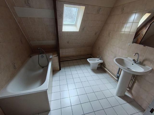 Location appartement 2 pièces, 35.00m², Louviers