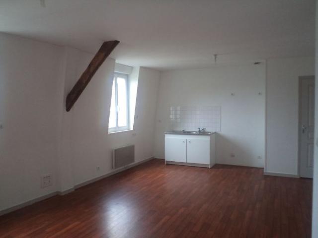 Location appartement 2 pièces, 35.08m², Chars