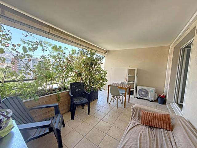 Location Appartement 2 pièces 35.26 m2 Marseille 8ème