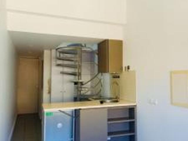 location appartement 2 pièces 35 m2 vaucluse 84110 530 €