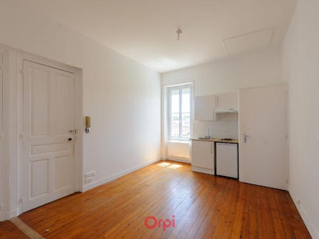 Location Appartement 2 pièces 35 m2 La Rochelle