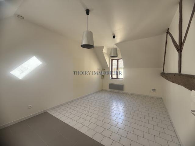 Location Appartement 2 pièces 35 m2 Orgerus