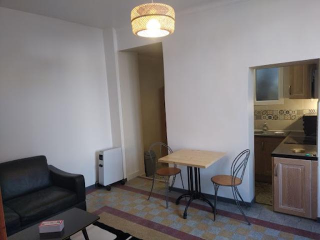 Location Appartement 2 pièces 35 m2 Riez