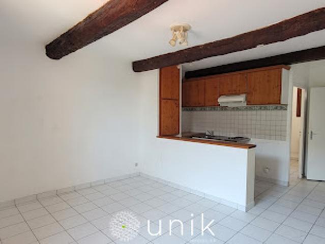Location Appartement 2 pièces 35 m2 Saint Martin de Londres