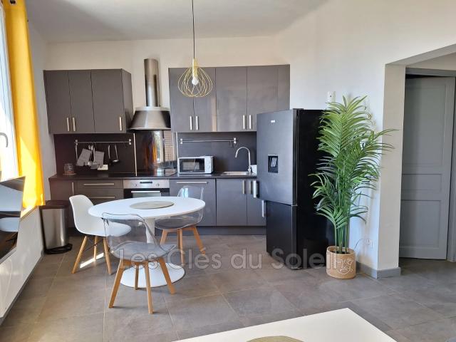 Location appartement 2 pièces 35 m² Toulon