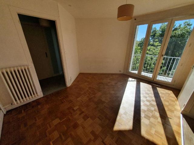 Location Appartement 2 pièces 35m² CLERMONT FERRAND 63000