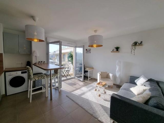 Location Appartement 2 pièces 35m² ANTIBES 06600