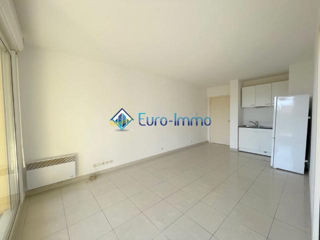 Location Appartement 2 pièces 35m² BEAUSOLEIL 06240