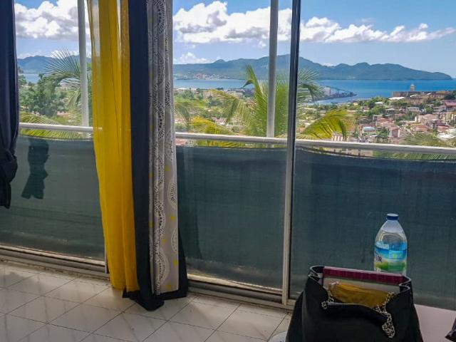 Location Appartement 2 pièces 35m² FORT DE FRANCE 97200