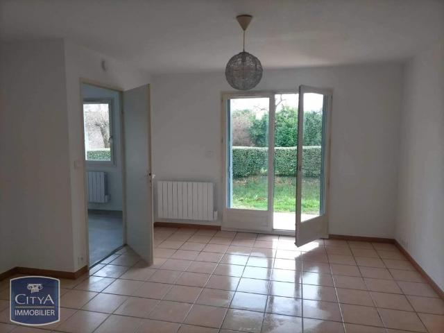 Location Appartement 2 pièces 35m² LAYRAC 47390