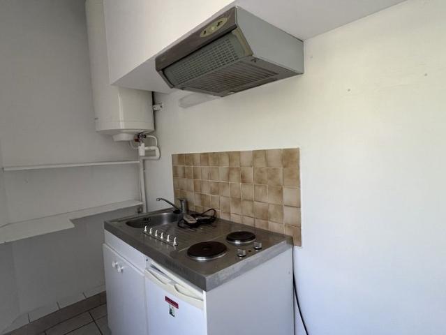 Location Appartement 2 pièces 35m² MONTPELLIER 34000