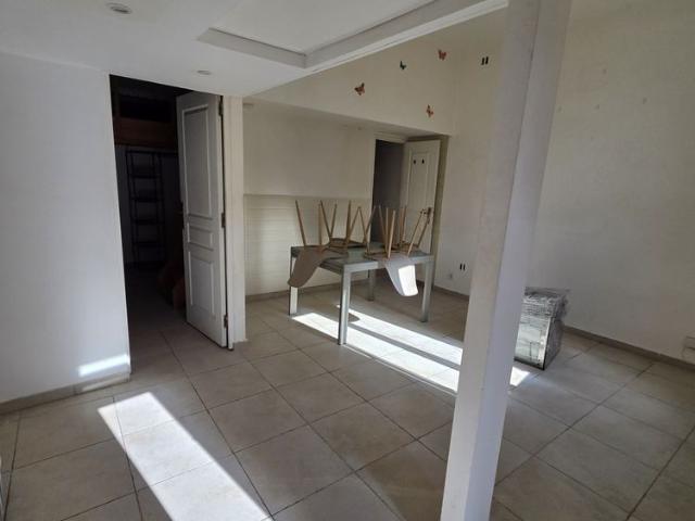 Location Appartement 2 pièces 35m² MARSEILLE 13ème