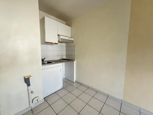 Location Appartement 2 pièces 35m² RODEZ 12000