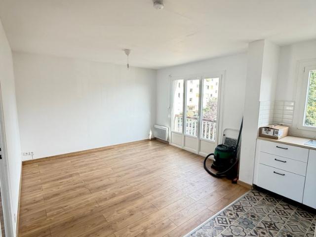 Location Appartement 2 pièces 35m² VILLEPARISIS 77270
