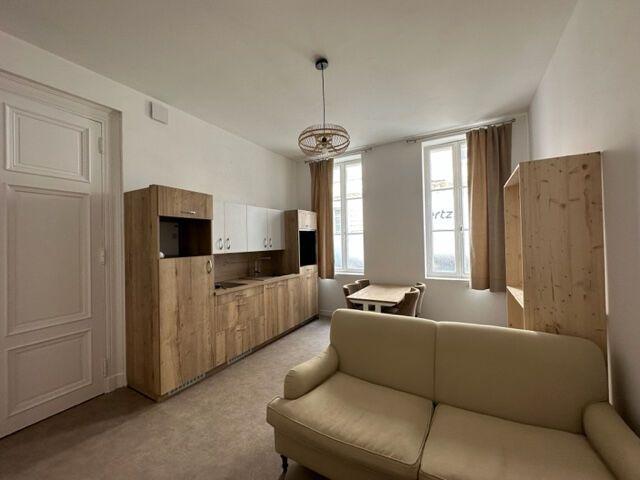 Location appartement 2 pièces, 36.57m², Rochefort