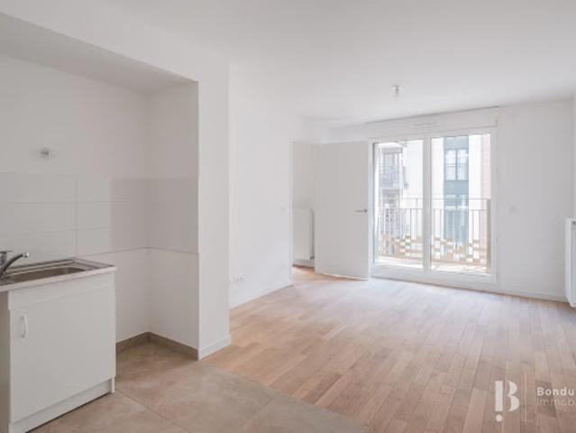 Location Appartement 2 pièces 36.9 m2 Courbevoie